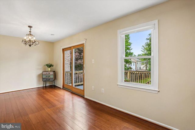 240 WATTS BRANCH PKWY, Rockville, MD 20850