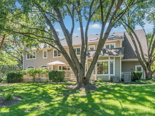 2137 Scarlet Oak Lane, Lisle, IL 60532