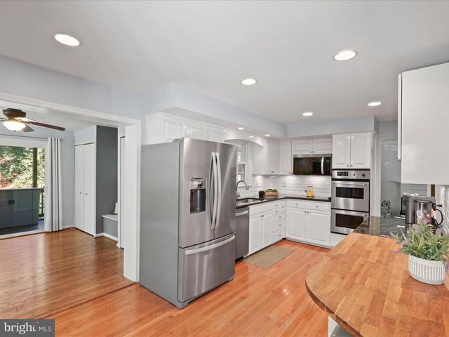 6632 REYNARD DR, Springfield, VA 22152
