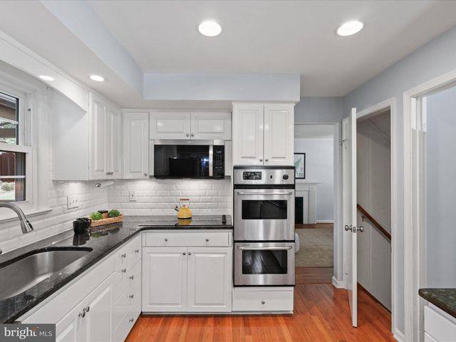 6632 REYNARD DR, Springfield, VA 22152