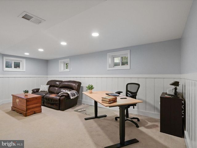 6632 REYNARD DR, Springfield, VA 22152