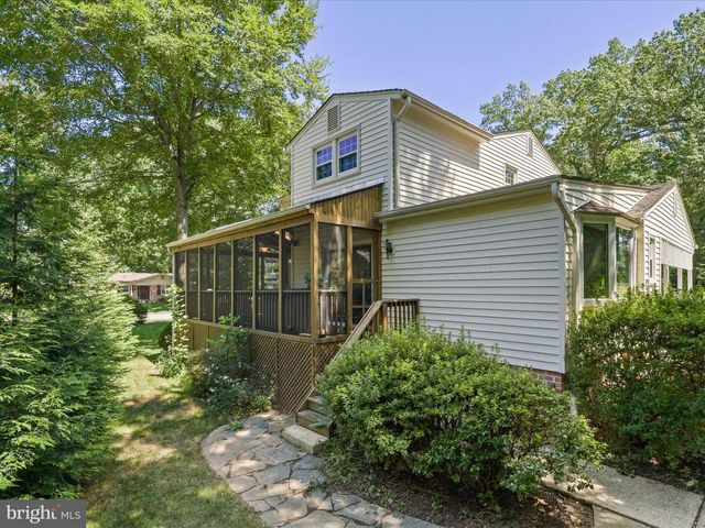 6632 REYNARD DR, Springfield, VA 22152