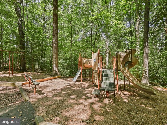 6632 REYNARD DR, Springfield, VA 22152