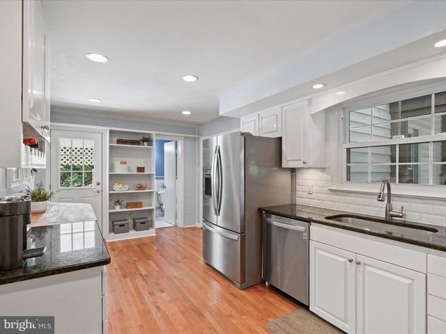 6632 REYNARD DR, Springfield, VA 22152