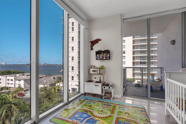 7928 East Dr 708, North Bay Village, FL 33141