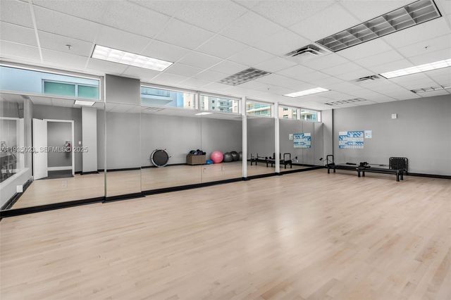 7928 East Dr 708, North Bay Village, FL 33141