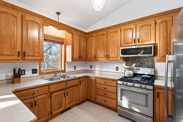 6417 Edgemont Boulevard, Brooklyn Park, MN 55428