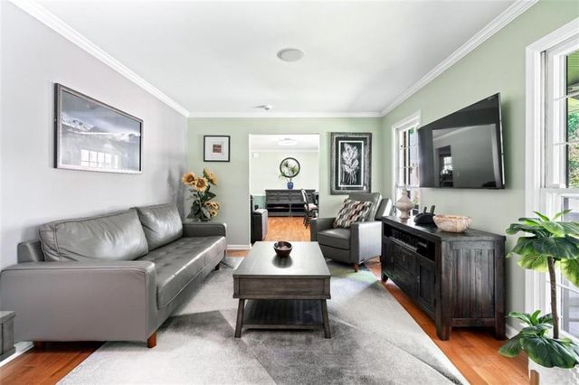 4053 Brenteresa Court, Snellville, GA 30039