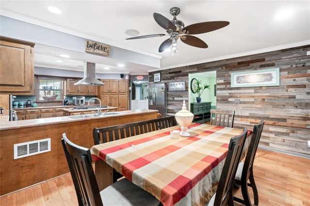 4053 Brenteresa Court, Snellville, GA 30039