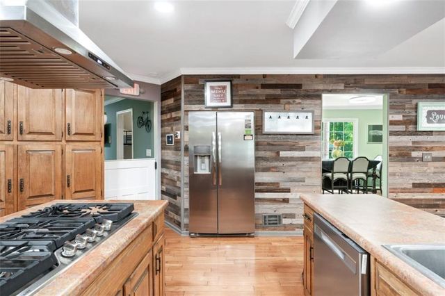 4053 Brenteresa Court, Snellville, GA 30039