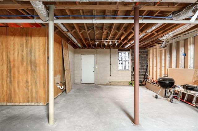 4053 Brenteresa Court, Snellville, GA 30039