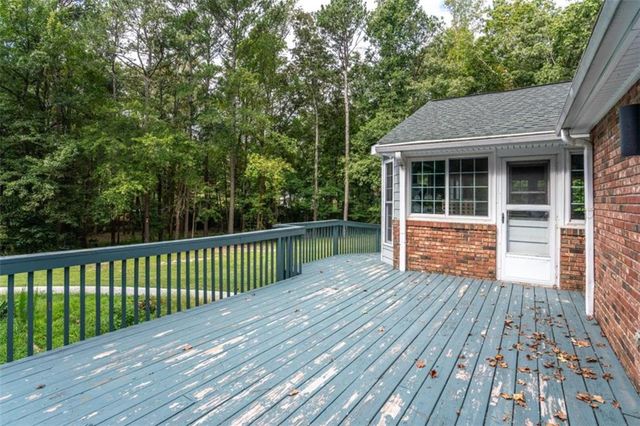 4053 Brenteresa Court, Snellville, GA 30039