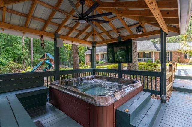 4053 Brenteresa Court, Snellville, GA 30039