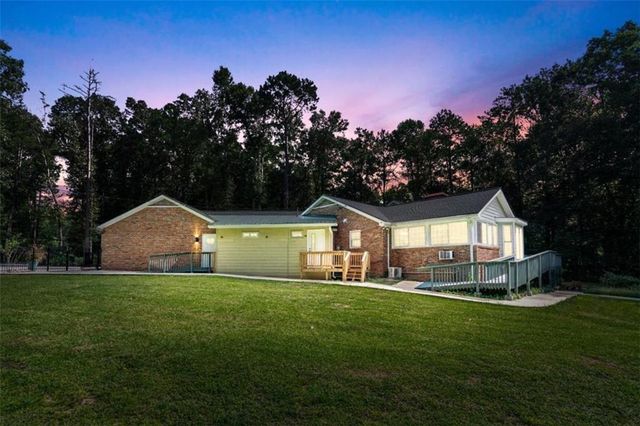 4053 Brenteresa Court, Snellville, GA 30039