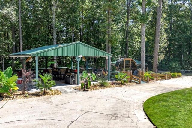 4053 Brenteresa Court, Snellville, GA 30039