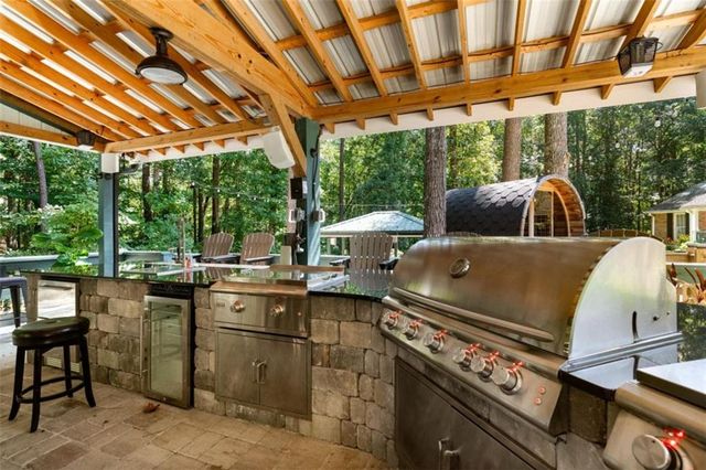 4053 Brenteresa Court, Snellville, GA 30039