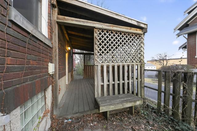 8627 Reading Road, Reading, OH 45215