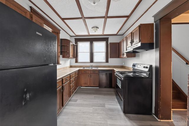 8627 Reading Road, Reading, OH 45215