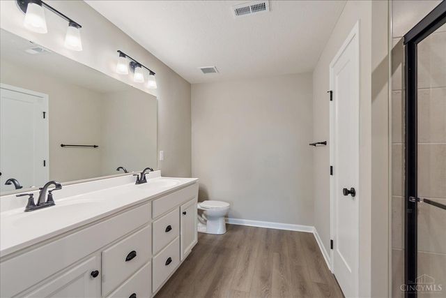 453 Bethpage Way, Turtle Creek Twp, OH 45036