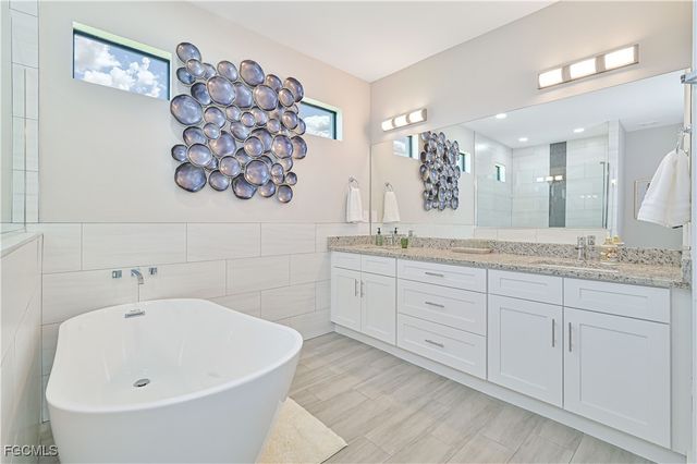 1137 SW 29th TER, Cape Coral, FL 33914