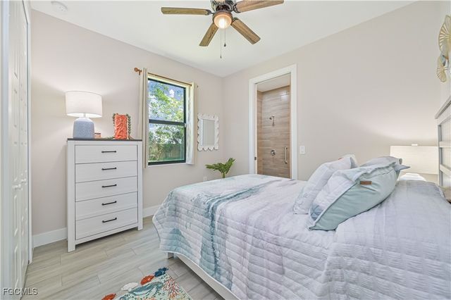 1137 SW 29th TER, Cape Coral, FL 33914