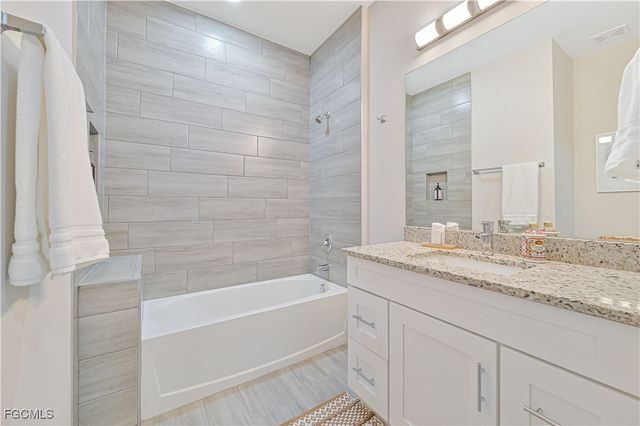 1137 SW 29th TER, Cape Coral, FL 33914