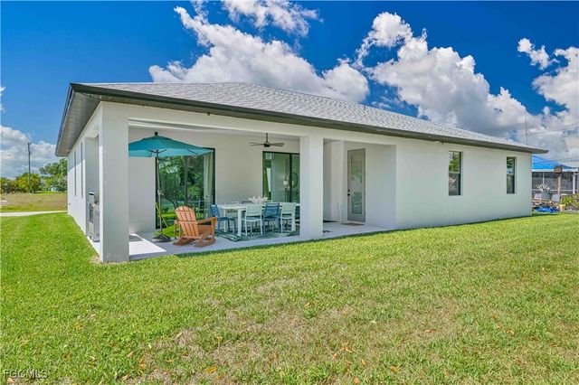 1137 SW 29th TER, Cape Coral, FL 33914