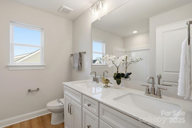 1448 Ardmore Drive, Sherrills Ford, NC 28673