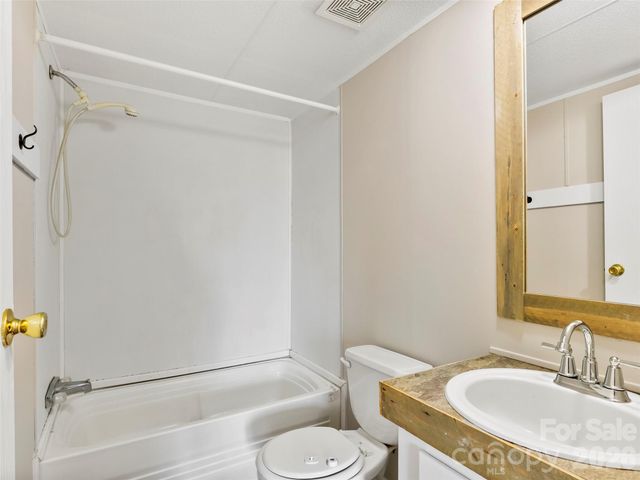 163 Connie Drive 27A, Fletcher, NC 28732