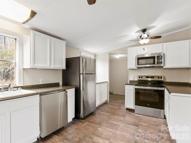 163 Connie Drive 27A, Fletcher, NC 28732