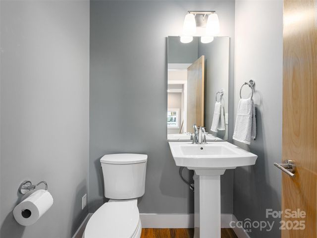 7 Mauricet Lane, Asheville, NC 28806