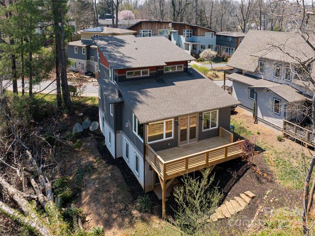 7 Mauricet Lane, Asheville, NC 28806