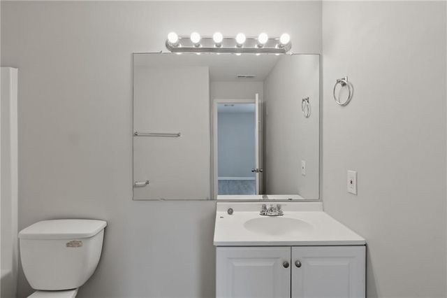 585 Mcwilliams Road SE 2702, Atlanta, GA 30315