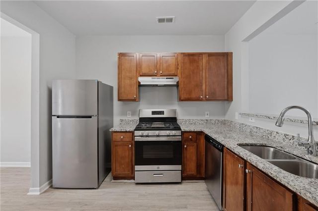 585 Mcwilliams Road SE 2702, Atlanta, GA 30315