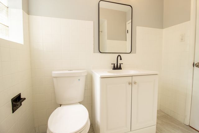 14510 S Lowe Avenue, Riverdale, IL 60827