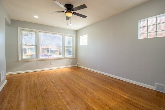 14510 S Lowe Avenue, Riverdale, IL 60827