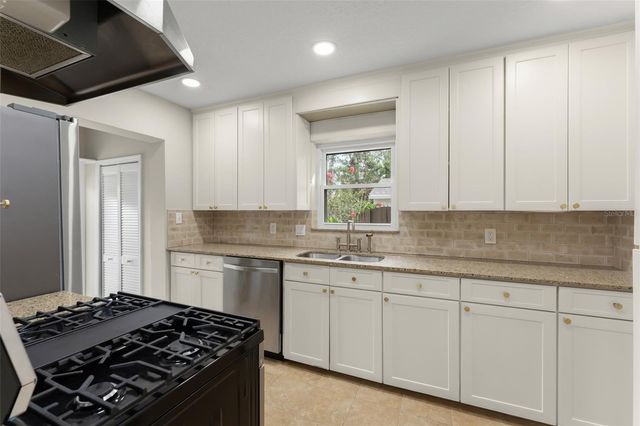 1521 CAVENDISH RD, Winter Park, FL 32789