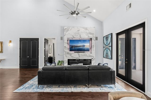 1840 BRYAN AVENUE, Winter Park, FL 32789
