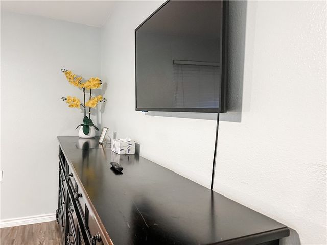 462 Poenisch Dr, Corpus Christi, TX 78412