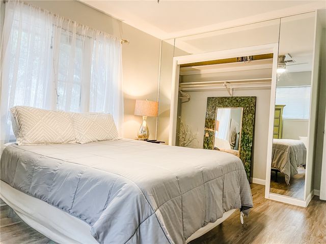 462 Poenisch Dr, Corpus Christi, TX 78412