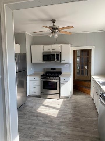 581 Highland 2, Malden, MA 02148