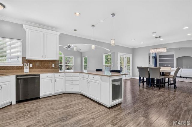 46 Scarlet Meadows Court, O'fallon, MO 63366
