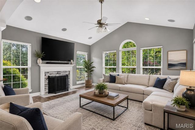 46 Scarlet Meadows Court, O'fallon, MO 63366