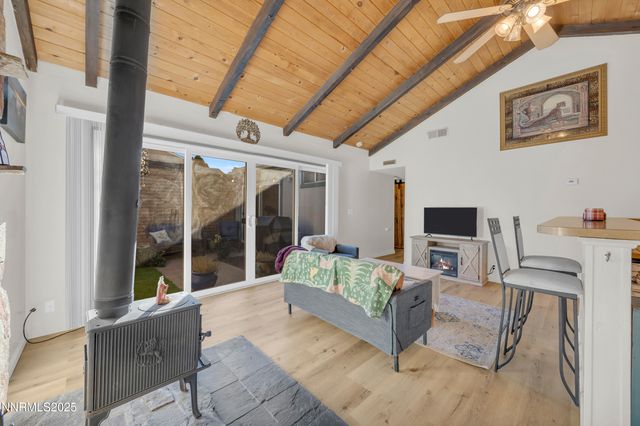 39 Granite Way, Carson City, NV 89706