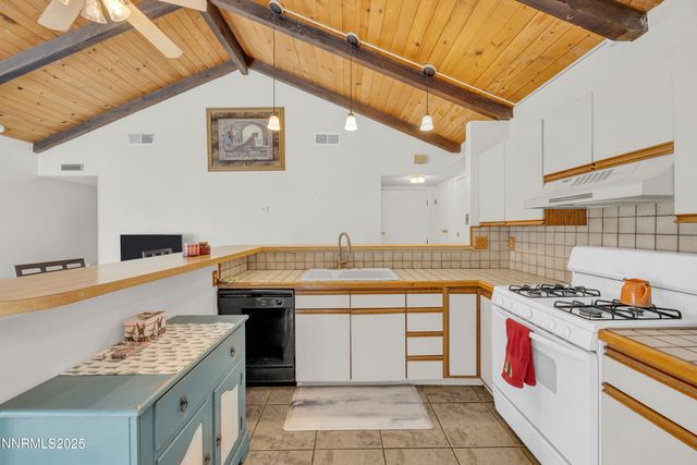 39 Granite Way, Carson City, NV 89706