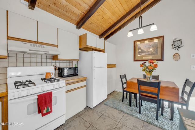 39 Granite Way, Carson City, NV 89706