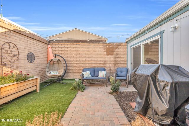 39 Granite Way, Carson City, NV 89706