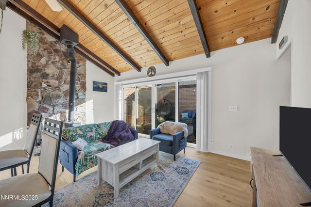 39 Granite Way, Carson City, NV 89706