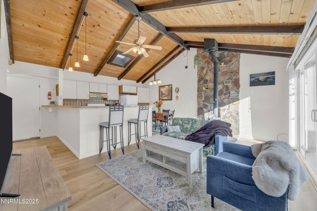 39 Granite Way, Carson City, NV 89706