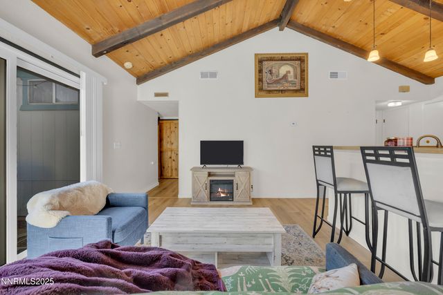 39 Granite Way, Carson City, NV 89706